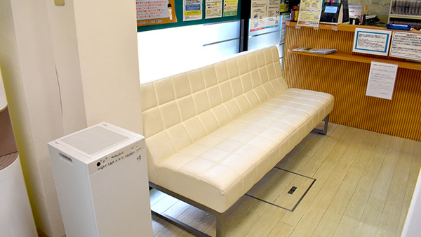 在宅支援薬局　おとくにの待合スペース