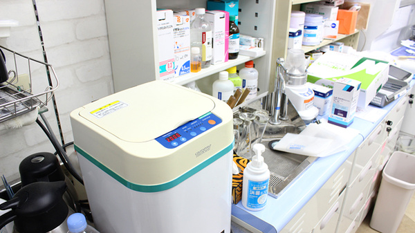 なかや薬局　拝島駅前店の調剤器具