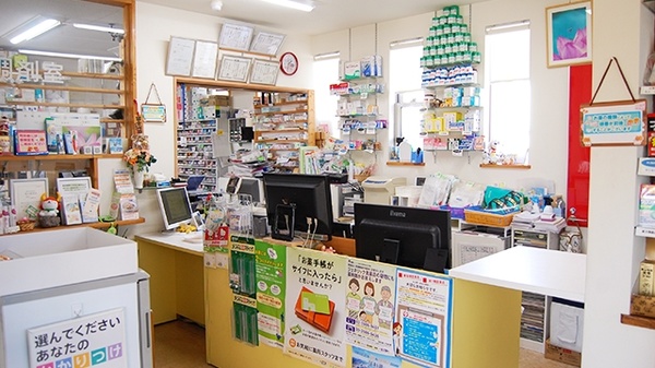 くるみ調剤薬局の受付/カウンター