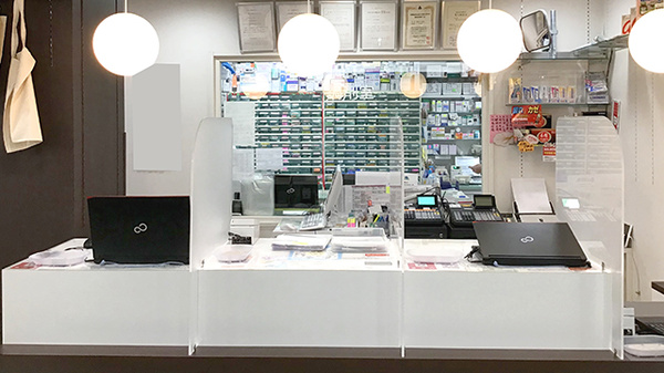 タサキ薬局　大塚駅前店の受付/カウンター