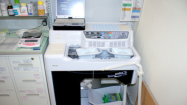 セキ薬局　南栗橋店の調剤器具