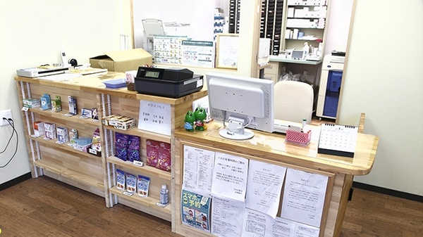 なみき薬局　北綾瀬店の受付/カウンター