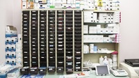なみき薬局　北綾瀬店の薬棚