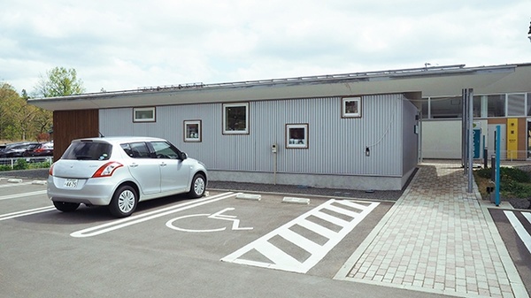 つくし薬局　一戸店の駐車場