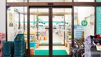 ドラッグセイムス　東松戸薬局の入口