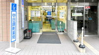 中日調剤薬局 八事日赤前店の入口