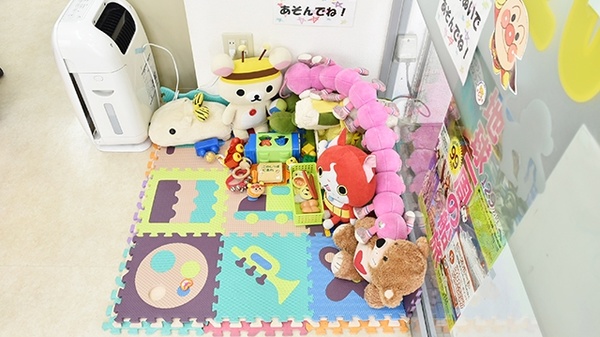 そうけん薬局　潮江店のキッズ用設備