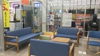 ウエルシア薬局　清水横砂店の内観
