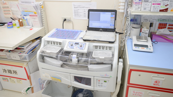 コクミン薬局大阪南医療センター前店の調剤器具