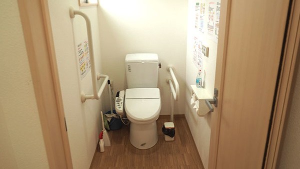 新生堂薬局　柳川店のお手洗い