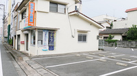 新生堂薬局　荘島店の駐車場