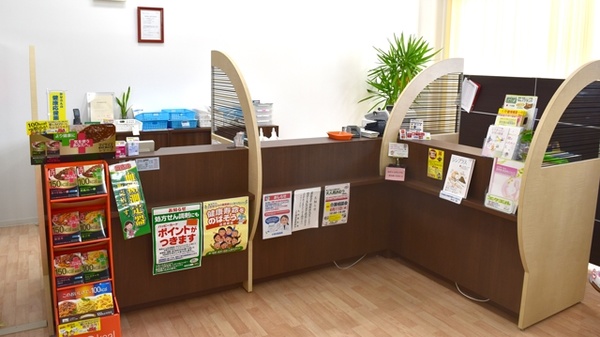 新生堂薬局　中尾店の受付/カウンター