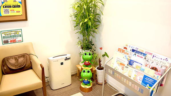 新生堂薬局　加布里店の書籍