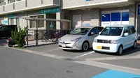あおぞら薬局　広国際通り店の駐車場