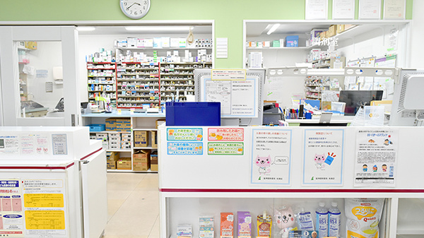 阪神調剤薬局　杭瀬店の受付/カウンター