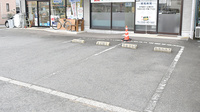 ふたば薬局の駐車場