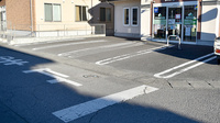 フクシ小金井薬局の駐車場