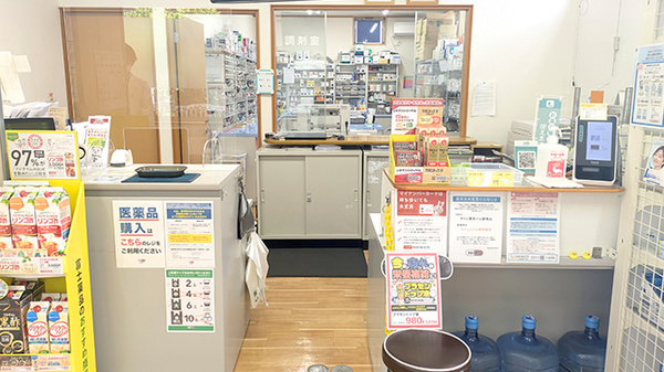 セイムス小山駅南薬局の受付/カウンター