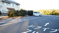 フクシ烏山薬局の駐車場
