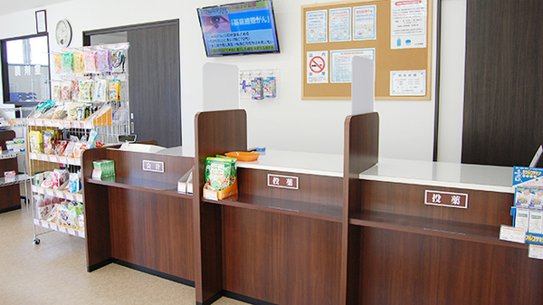 とちぎ薬局　岡本店の受付/カウンター