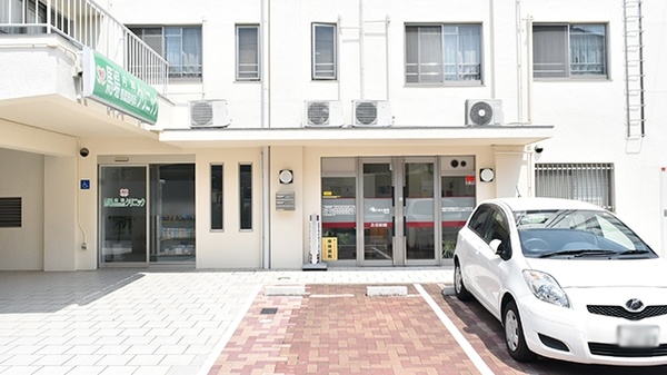 あけぼの薬局　千里丘店の外観