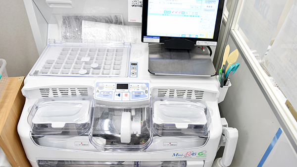 あけぼの薬局　東大阪長瀬店の調剤器具