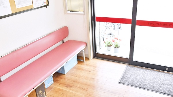 あけぼの薬局　尼崎店の待合スペース