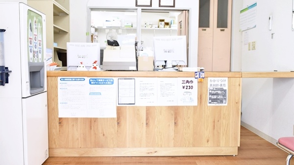 あけぼの薬局　尼崎店の受付/カウンター