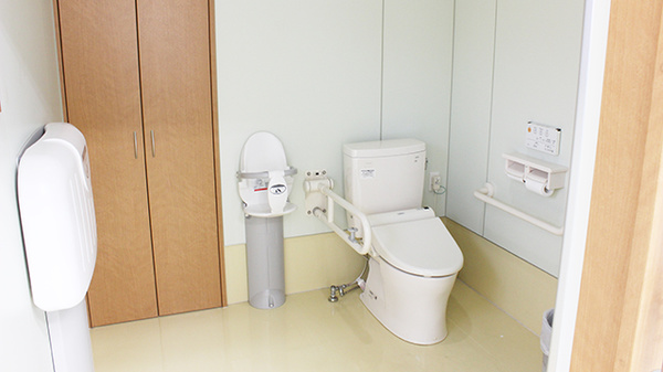 ひばり薬局のお手洗い