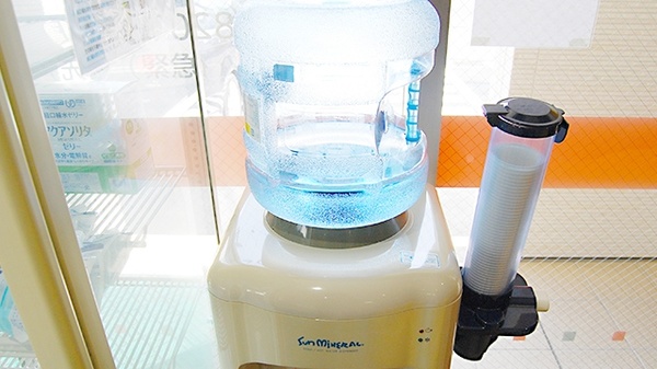 フリーサービス