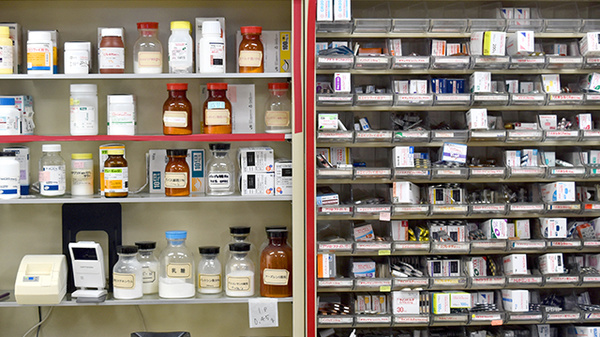 ながつき薬局沼津店の薬棚