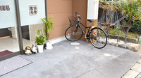 鳴滝調剤薬局の駐輪場