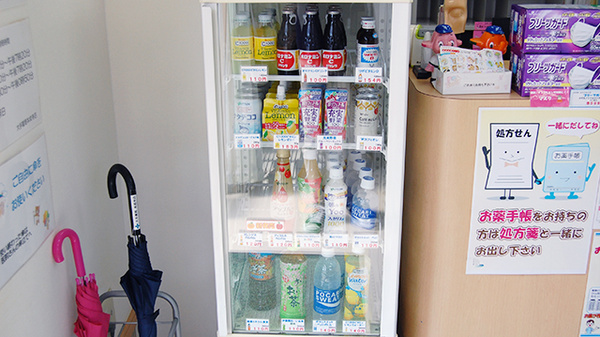大手薬局　本成寺店の飲食物