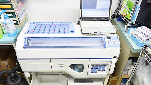 ニューロン薬局　正雀店の調剤器具