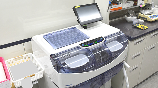 メディカルケア　ニューロン薬局の調剤器具