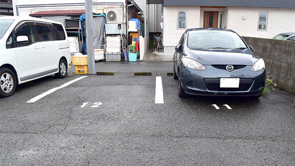 くるみ薬局藤井原店の駐車場