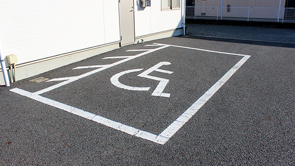 中央薬局　壬生店の駐車場