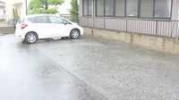 ワイアンドワイ薬局　神田町店の駐車場