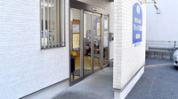 ワイアンドワイ薬局　神田町店の入口