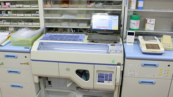 フクシ千渡薬局の調剤器具