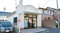 リリー薬局の外観