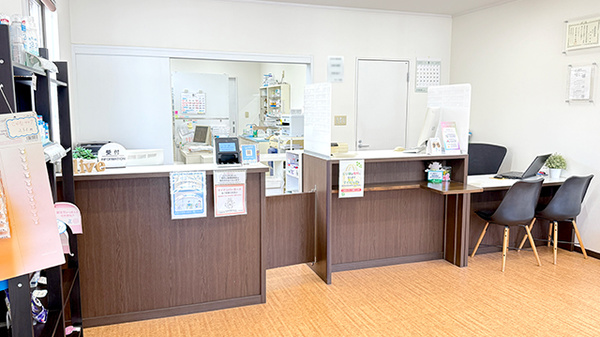 オリーブ薬局の受付/カウンター