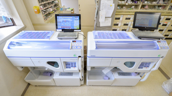 エムケイ薬局　かしわざき店の調剤器具