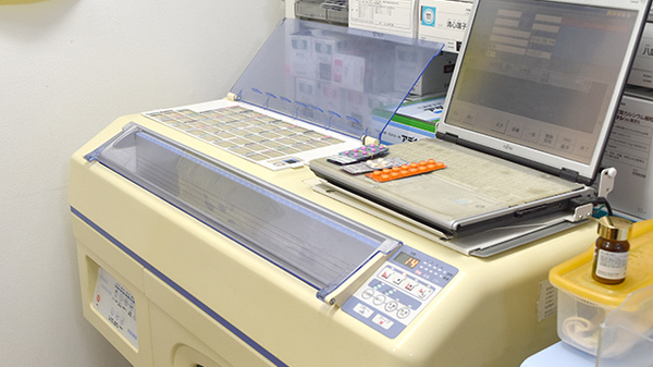 あさひ薬局の調剤器具