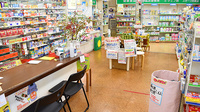 平岡回生堂薬局あかつき店の待合スペース