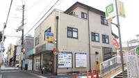 メロディー薬局の駐車場