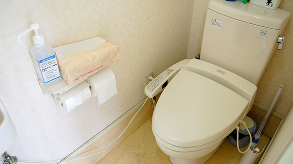 南山堂薬局　牛久店のお手洗い