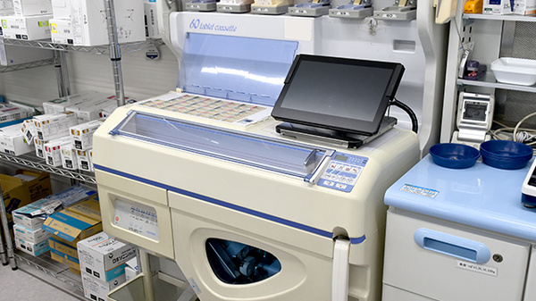 南山堂薬局　米松店の調剤器具