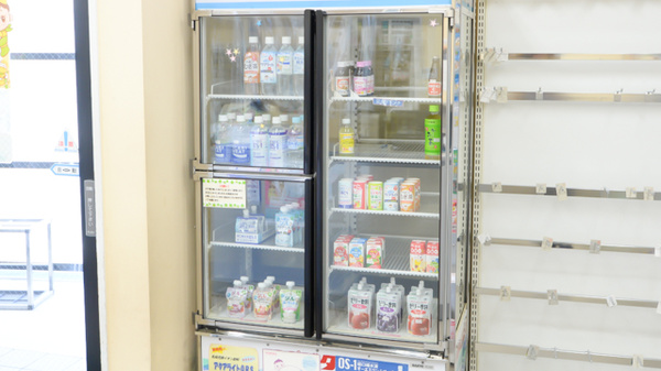朝日薬局栄生町店の飲食物