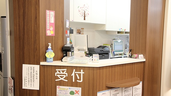 大賀薬局　地下鉄福大前店の受付/カウンター